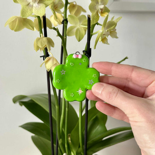 Clover pendant Worry Stone